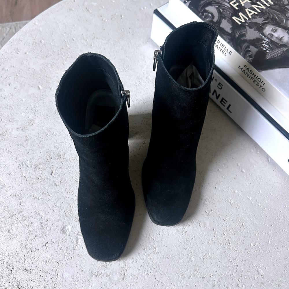 Dolce Vita Black‎ Suede Square Toe Block Heel Ankle Boots Side Zip 6.5 - Picture 2 of 8